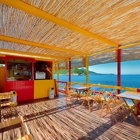 Bed and Breakfast La Capannina Прочида Экстерьер фото